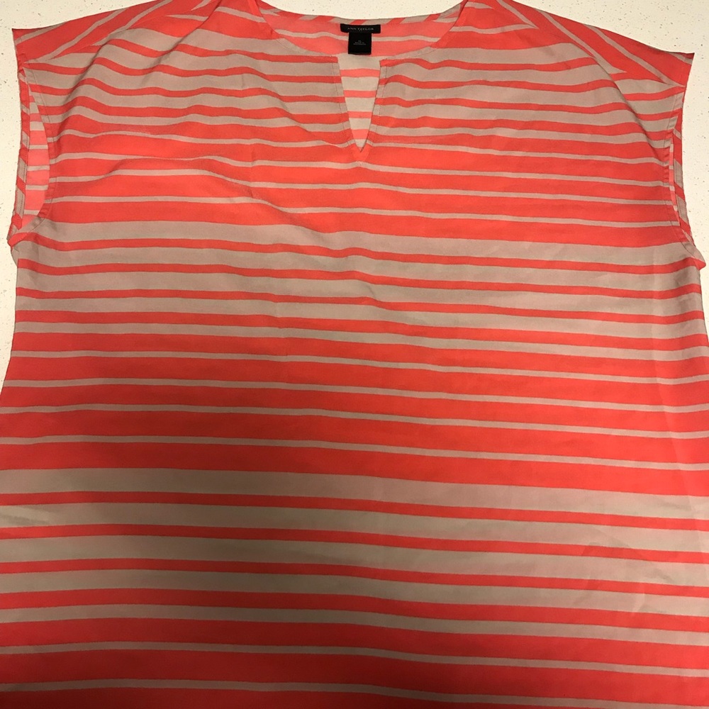 Ann Taylor short sleeve blouse